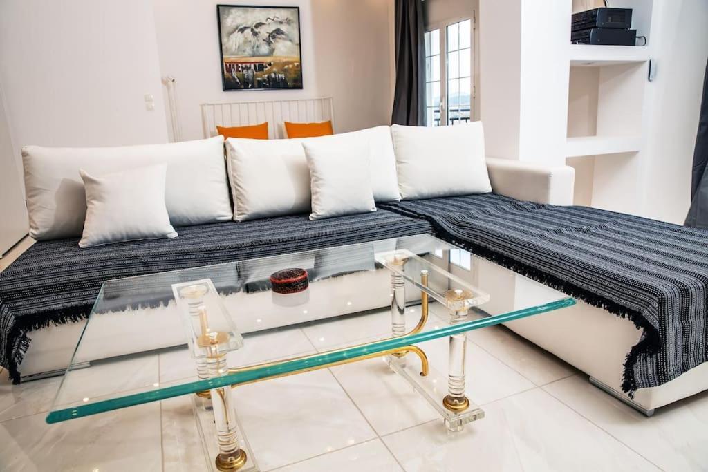 شقة Seafront Central Apt In Lavrio المظهر الخارجي الصورة