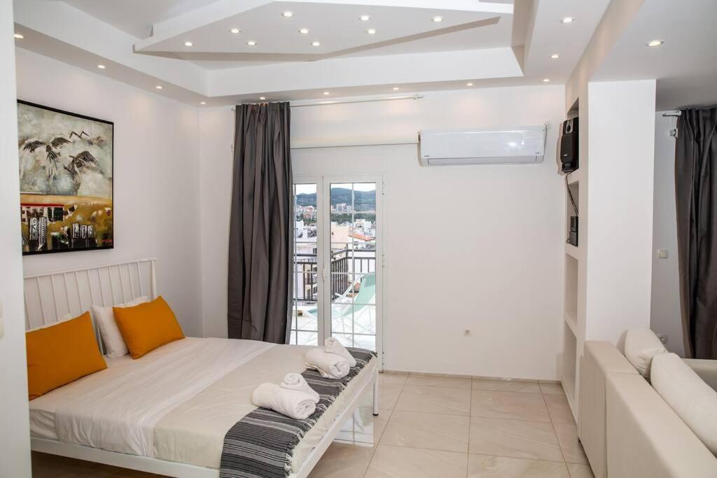 شقة Seafront Central Apt In Lavrio المظهر الخارجي الصورة