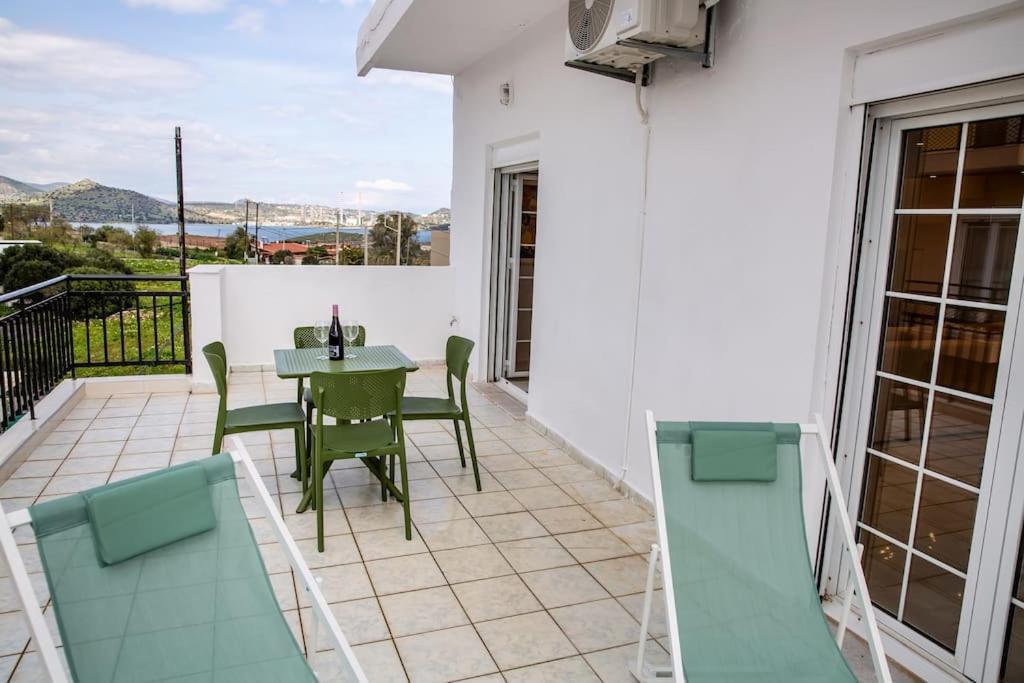 شقة Seafront Central Apt In Lavrio المظهر الخارجي الصورة