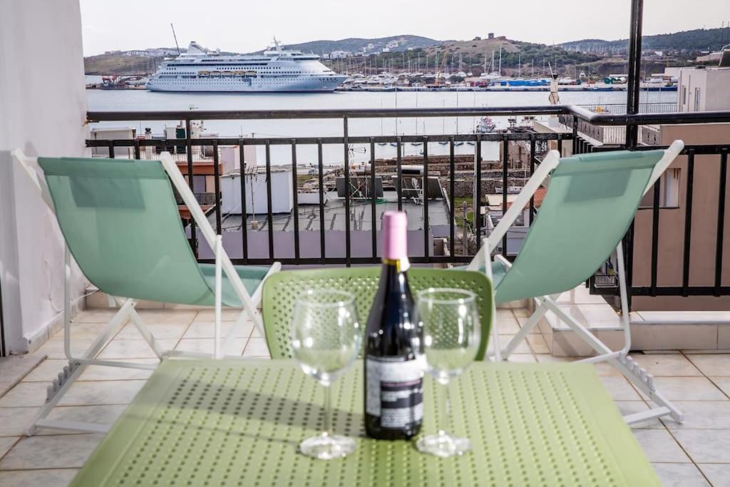 شقة Seafront Central Apt In Lavrio المظهر الخارجي الصورة