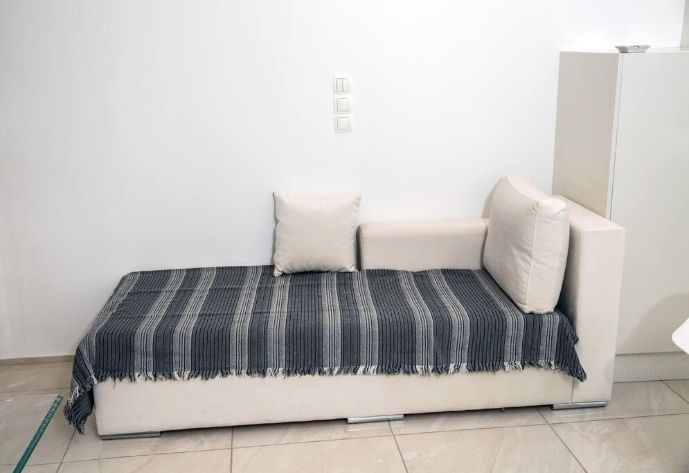 شقة Seafront Central Apt In Lavrio المظهر الخارجي الصورة