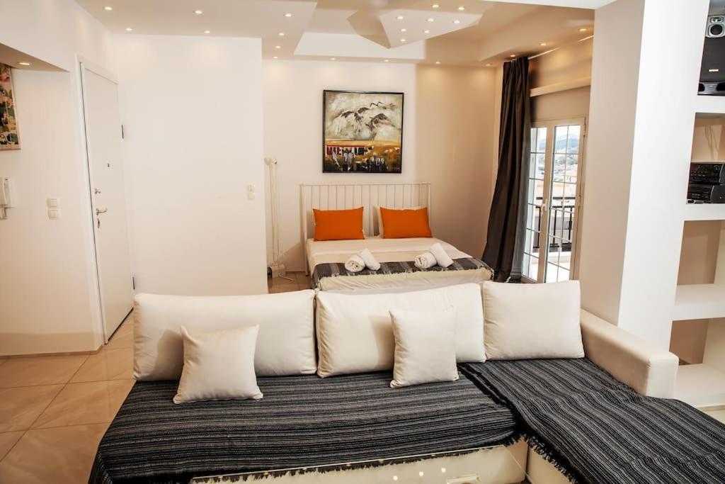 شقة Seafront Central Apt In Lavrio المظهر الخارجي الصورة